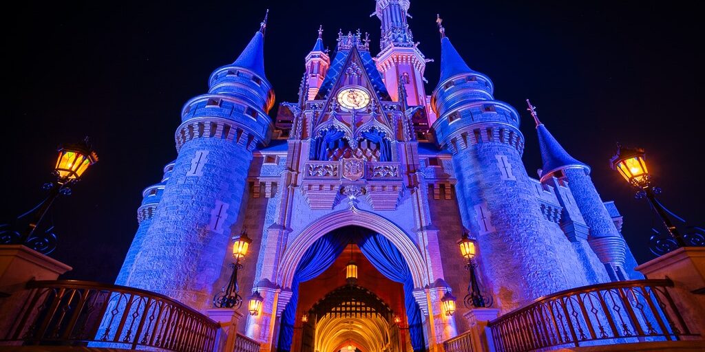 cinderella-castle-magic-kingdom-disney-world-244